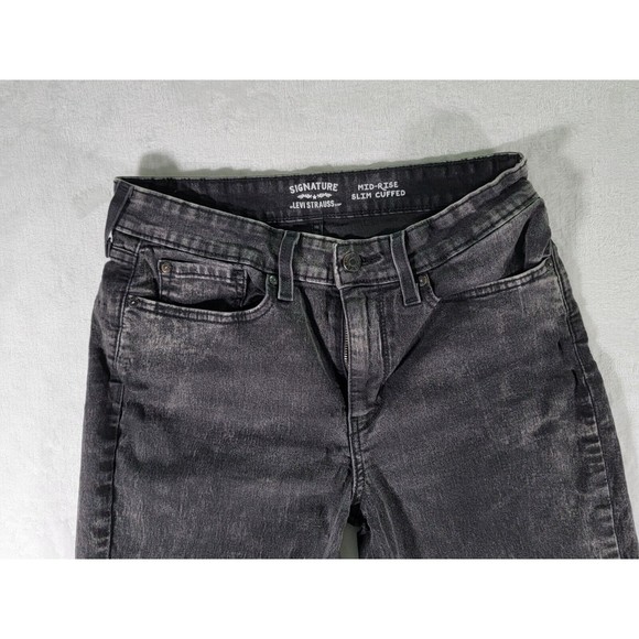 Levi's Signature Jeans Mid-Rise Slim Cuffed Women's Premium Denim Size 4 - Picture 2 of 16